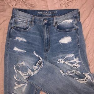 American Eagle ripped denim jeans - Size 8
